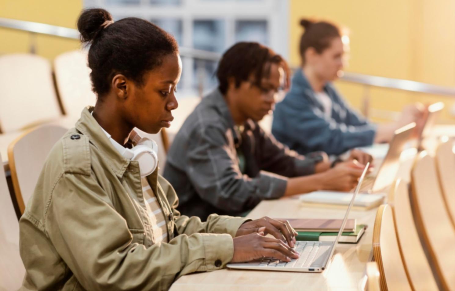 Educational workspace demonstrating effective budgeting tools and methods